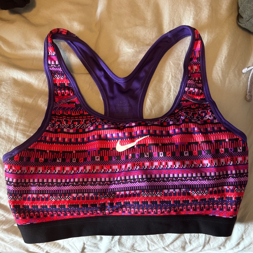 Nike Women's Vibrant Patterned Sports Bra